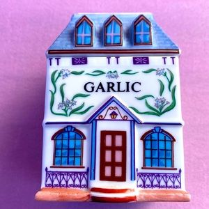 Lenox Spice Village Fine Porcelain 1989 Garlic Jar House With Lid